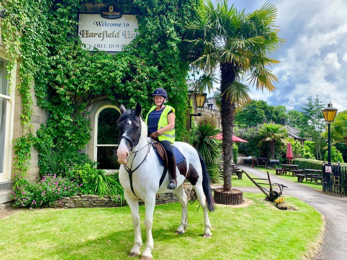 Harefield Hall Hotel เพทลีย์บริดจ์ ภายนอก รูปภาพ